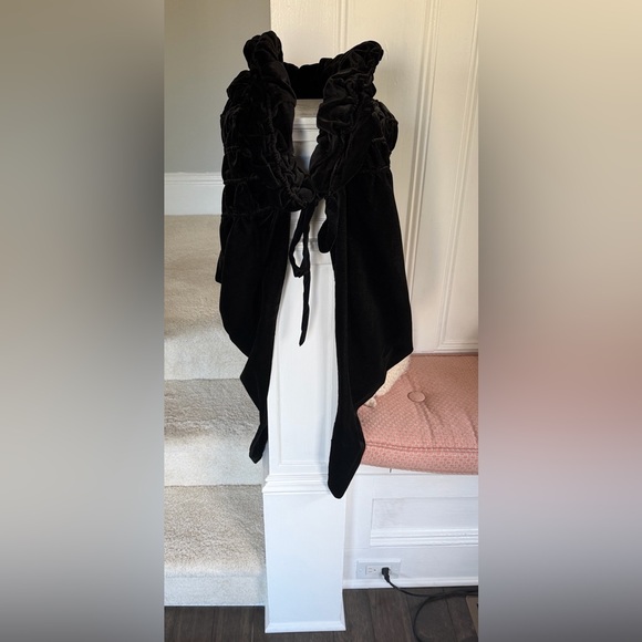 Amazing Vintage black velvet cape bought in Paris LE Marais amazing detail